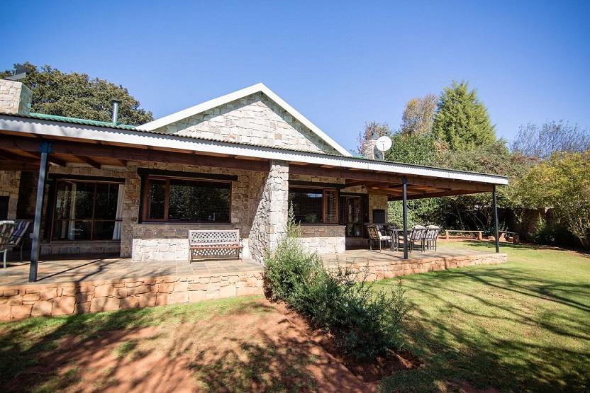 Big Oak Cottages Dullstroom Exterior photo